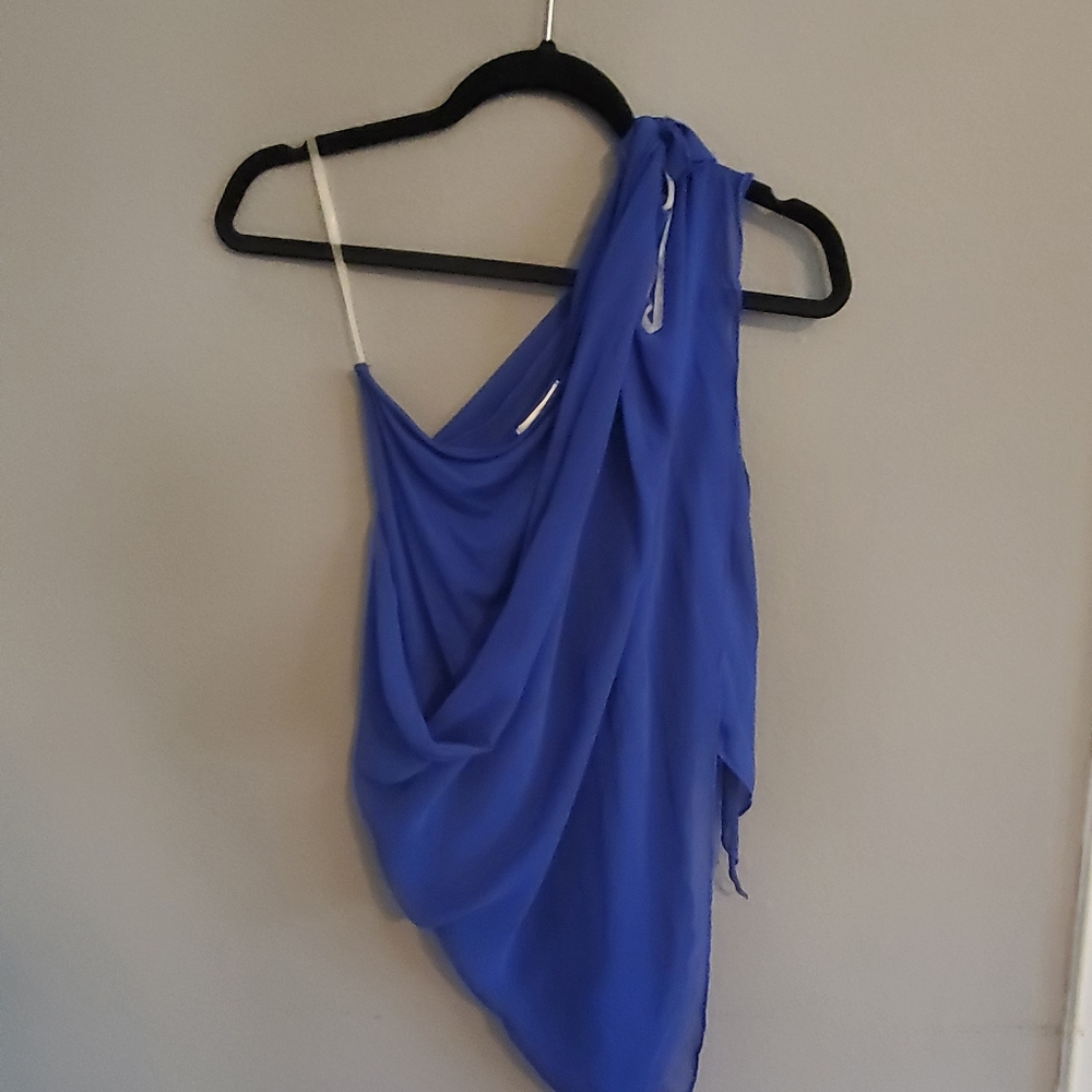 One shoulder layered top